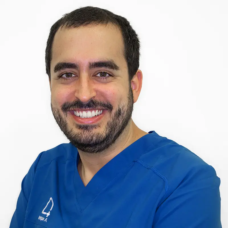 Equipo Clínica Dental Más: Enrique Agredano